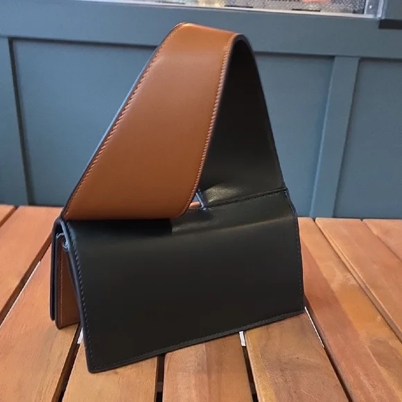 Unique Black and Brown Bag - Picture 4 of 7